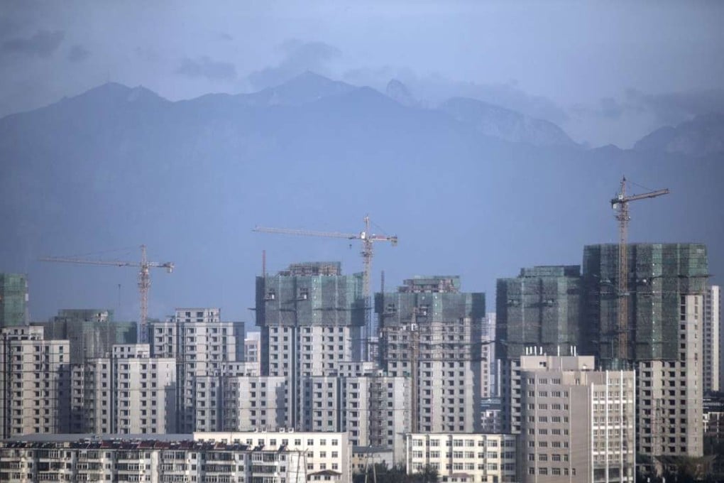 Chinese homebuilder Country Garden says it is focusing on opportunities in countries neighbouring China: Bloomberg