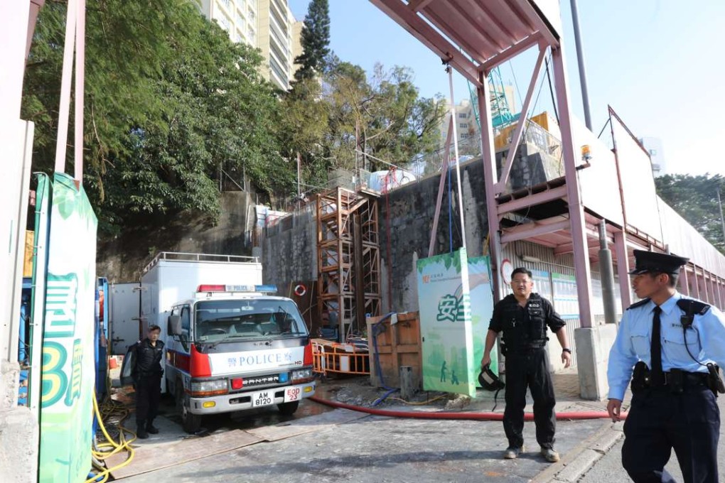 A bomb disposal team was sent to the scene on Monday. Photo: Felix Wong