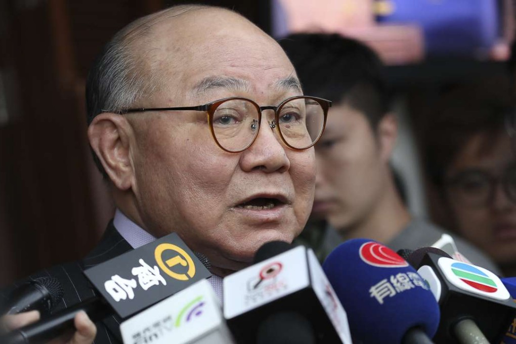 Woo Kwok-hing spoke to the media after leaving the Foreign Correspondents’ Club. Photo: Nora Tam