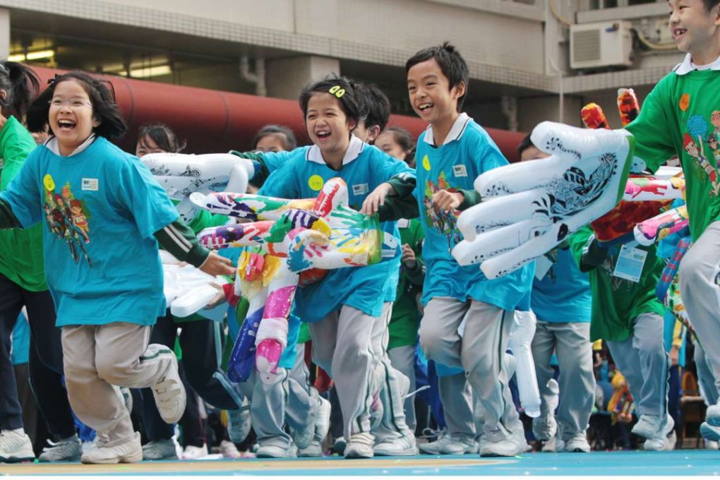 More than 100 students took part in a campaign in 2011 to promote the social integration of people with disabilities. Photo: K. Y. Cheng