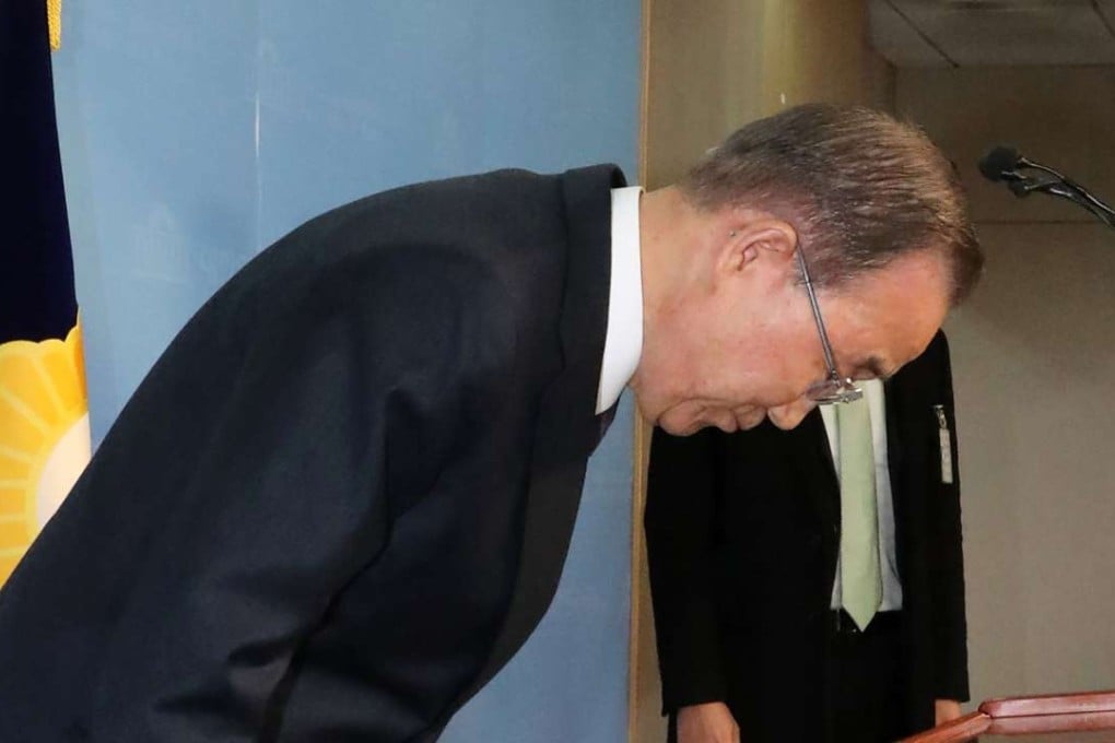 Former United Nations secretary-general Ban Ki-moon bows as he announces an end to his attempt to seek South Korea's presidency. Photo: AFP
