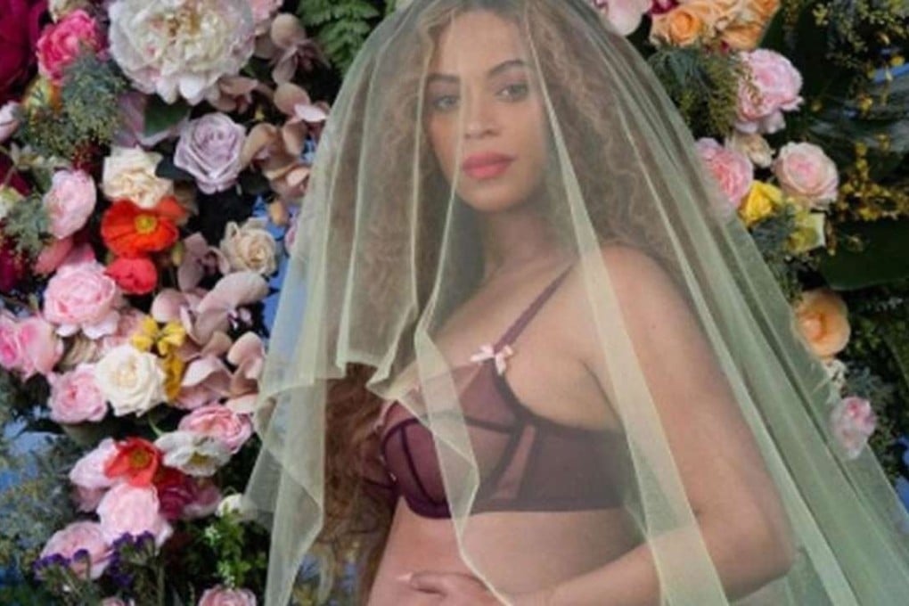 Beyonce revealed that she is expecting twins in an Instagram post on Wednesday, with this photo of here baby bump. Photo: Instagram / Beyonce