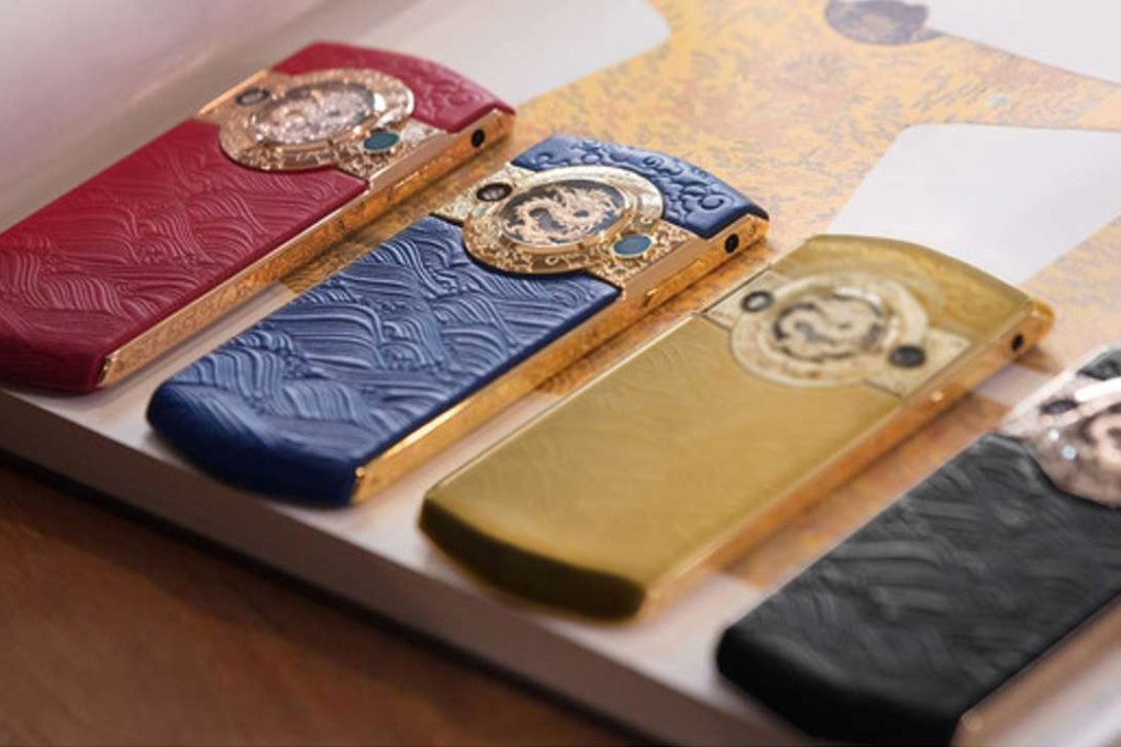 Beijing smartphone vendor 8848phone, a company owned by Beijing Ereneben Information Technology, sells some of its limited-edition phones for 19,999 yuan. Photo: Handout