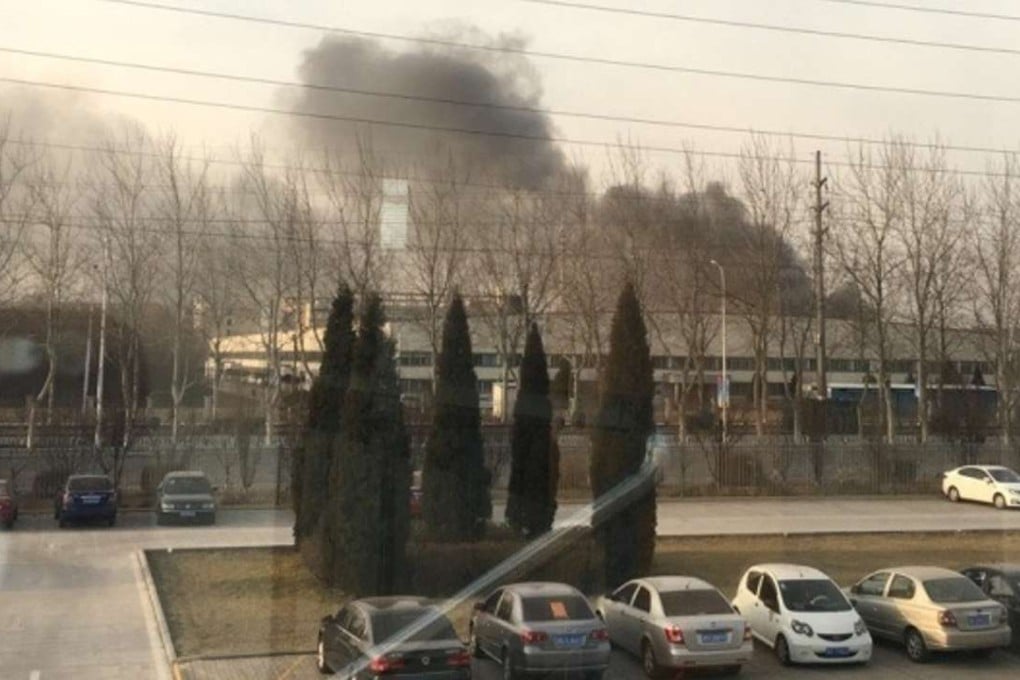 The fire broke out in a factory that makes batteries for Samsung’s explosion-prone Galaxy Note 7 smartphones in Tianjin’s Wuqing district. Photo: Handout