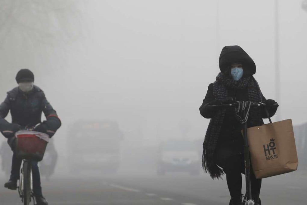The switch to cleaner burning natural gas could add up to 50 million new users in northern China. Beijing’s poor air quality, dubbed ‘Airpocalypse’ affecting commuters on February 14, 2017.