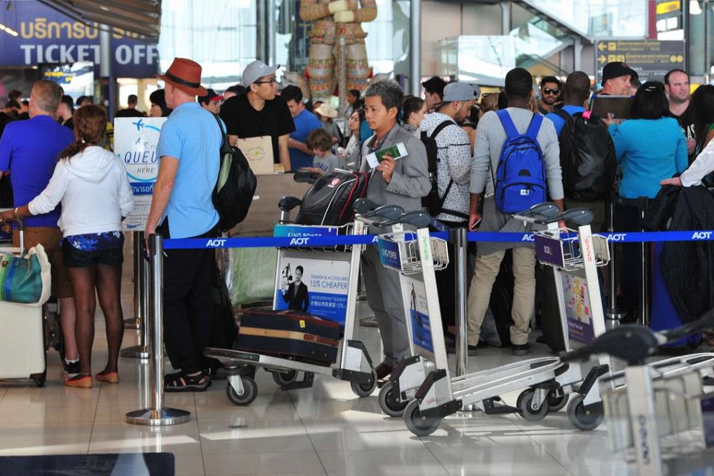 Tourists at Suvarnabhumi Airport in Bangkok, Thailand. Photo: Rachen Sageamsak/Xinhua