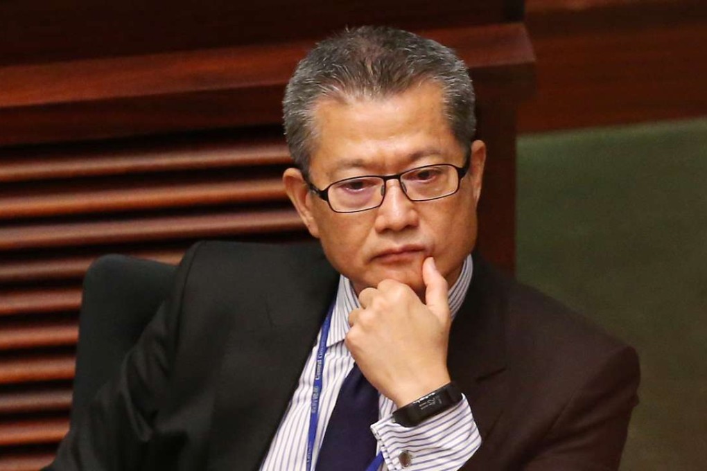 Paul Chan Mo-po should resist the temptation to splash the cash in his first budget, and instead look to the long term. Photo: K. Y. Cheng