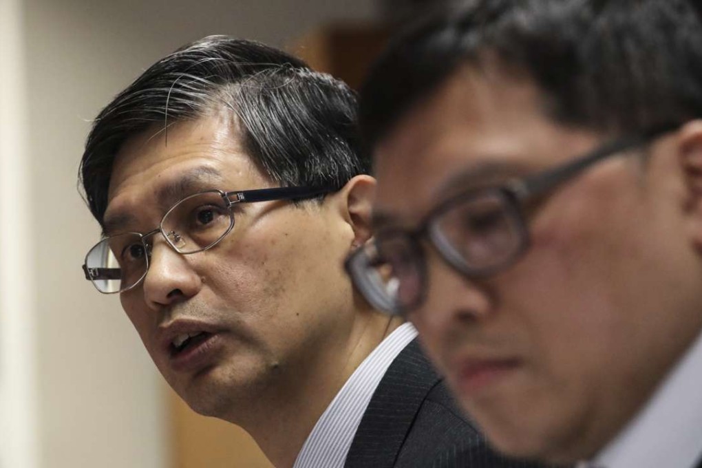 Daniel Chung Kum-wah says the department had not found any irregular movements of seawalls since the end of 2015. Photo: Nora Tam