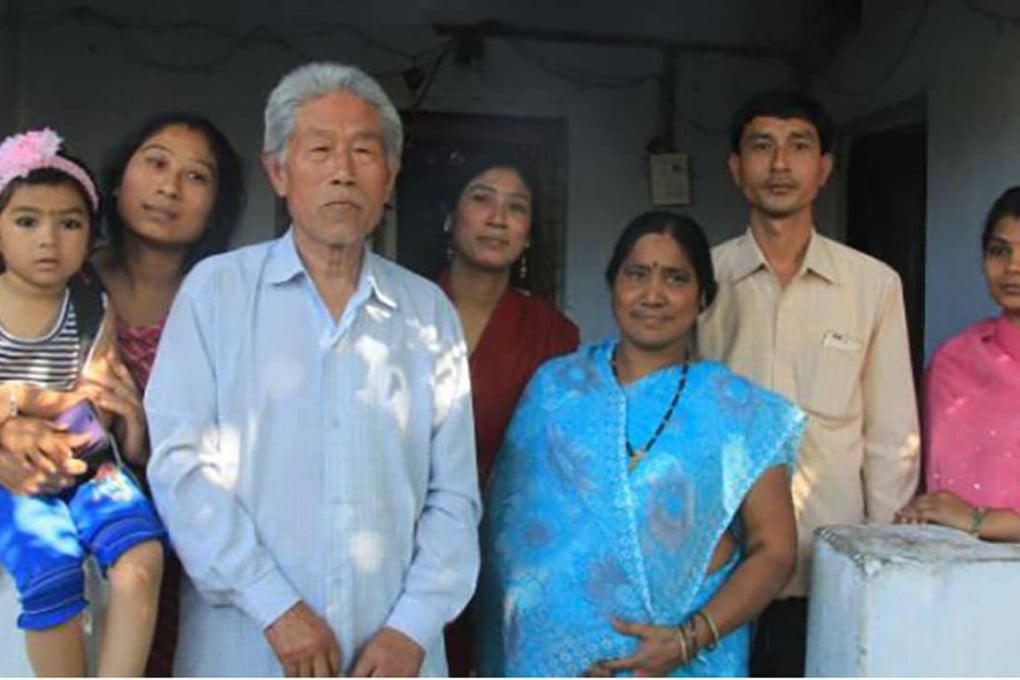 Wang Qi with his family.