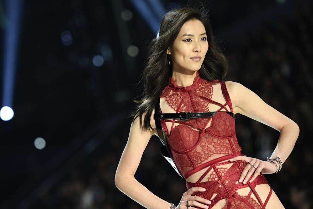 Chinese model Liu Wen present a creation during the 2016 Victoria's Secret Fashion Show at the Grand Palais in Paris on November 30. Photo: AFP