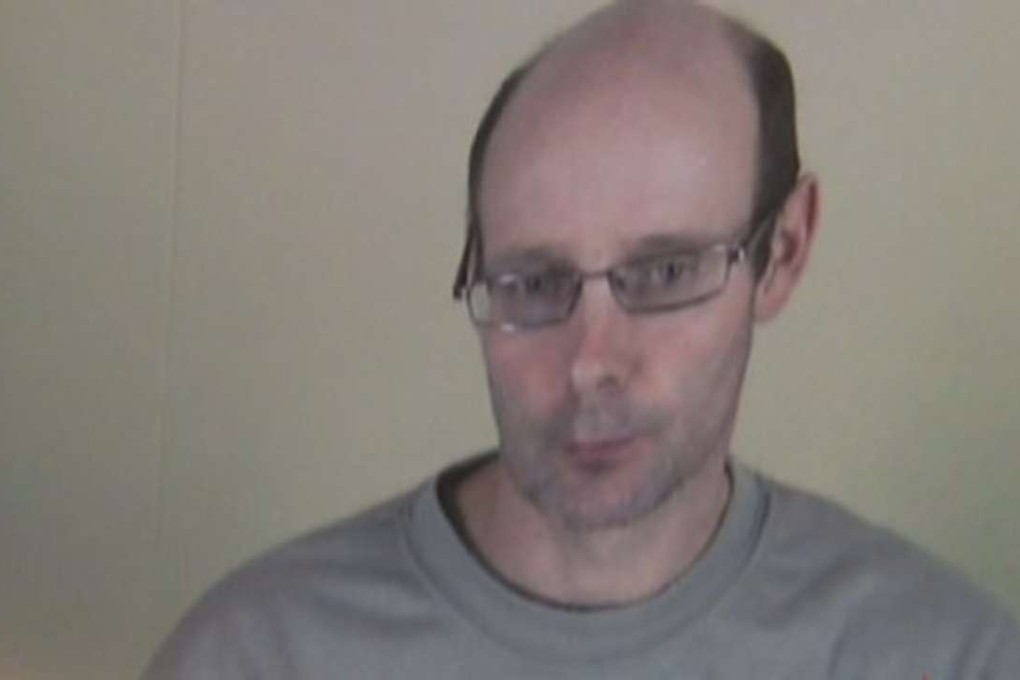 Bald murderer Phillip John Smith won a lawsuit Thursday arguing prison authorities breached his rights by confiscating a toupee he used to disguise himself when fleeing the country. Photo: One News