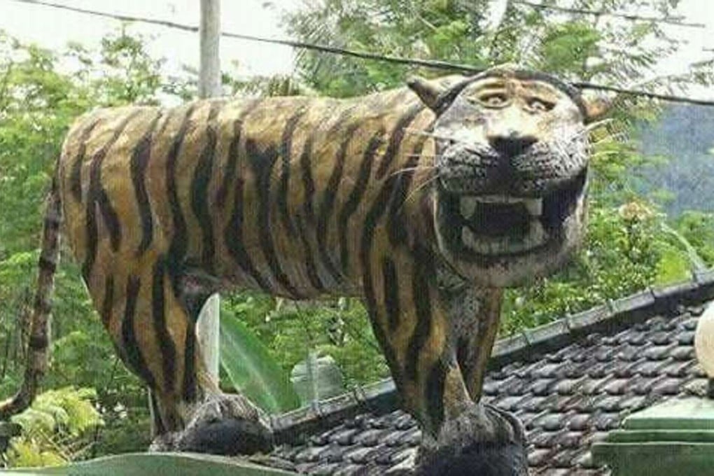 The tiger is the mascot for the local military. Photo: Twitter @halleluhellyeah
