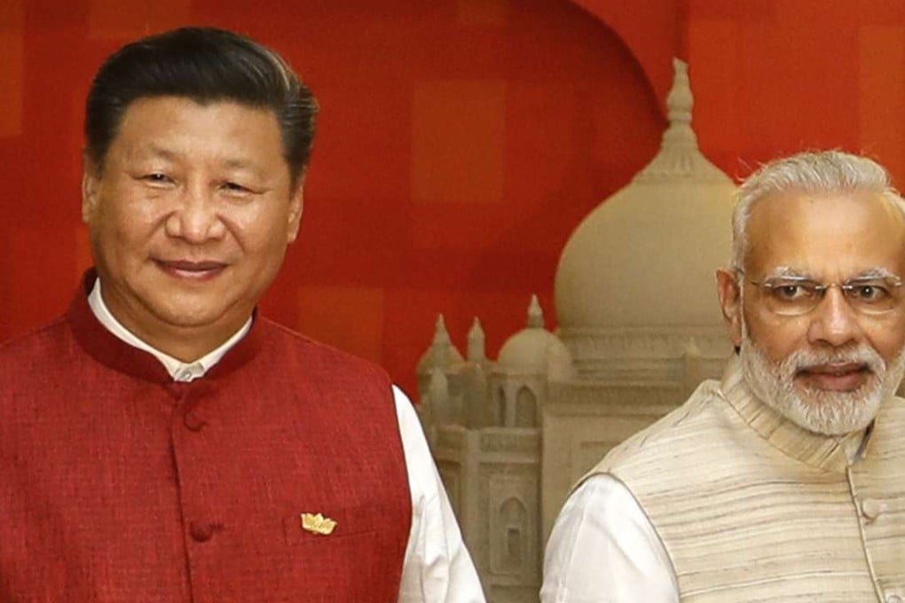 Indian Prime Minister Narendra Modi, right, with Chinese President Xi Jinping at a dinner hosted by Modi in Goa, India, in 2016. Photo: AP