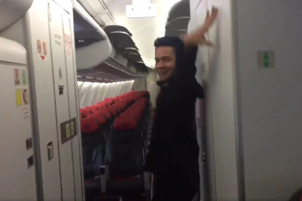 Assraf Nasir mimicking Britney’s routine from her music video. Screenshot from video. Photo:Twitter/@FarhanRzman