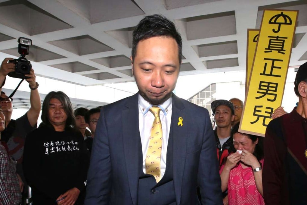 Ken Tsang arrives at the High Court to withdraw his appeal. Photo: Edward Wong