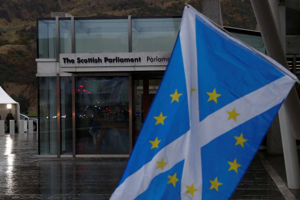 A Scottish Saltire flag flies outside the Scottish Parliament following suspension of the referendum debate in Edinburgh, Scotland, Britain, after a terror attack outside Parliament in London. Photo: Reuters
