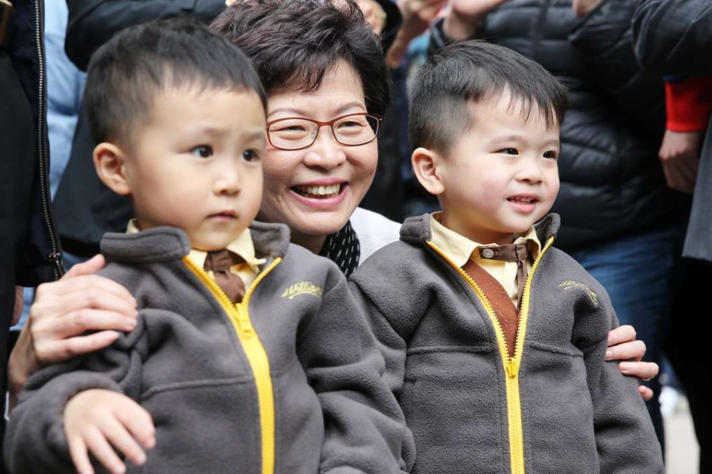 Chief executive-elect Carrie Lam Cheng Yuet-ngor meets students and residents in Hung Hom. Photo: Sam Tsang