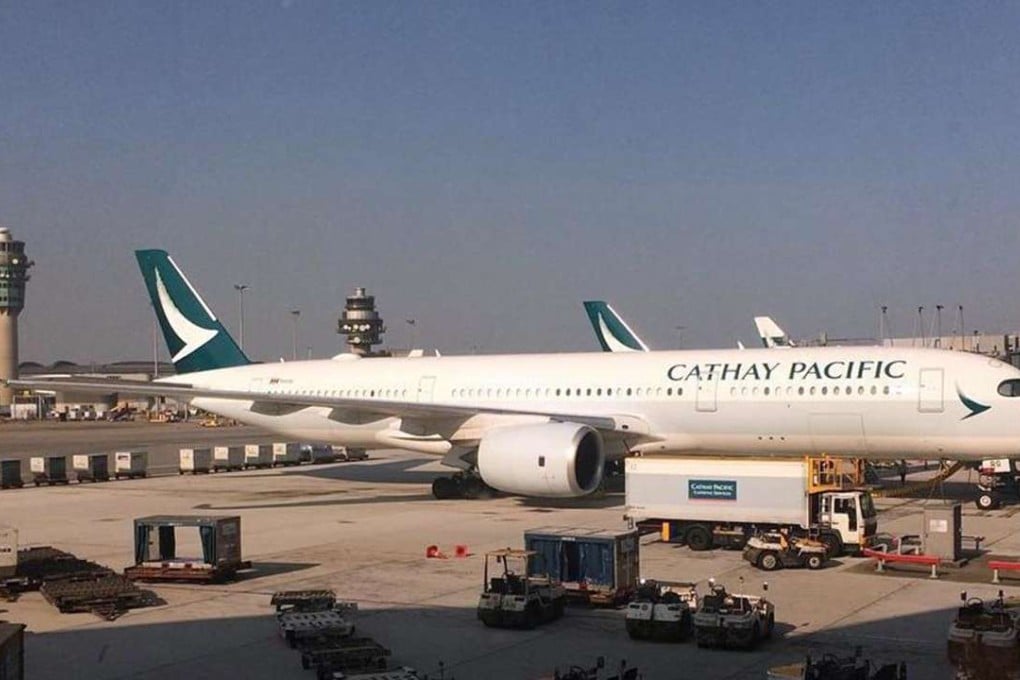 Pressure on the loss-making airline’s bottom line is forcing Cathay Pacific to sacrifice comfort for a much-needed revenue boost. An additional seat will be squeezed into each economy class row to fit 10, instead of 9, passengers. Photo: Danny Lee