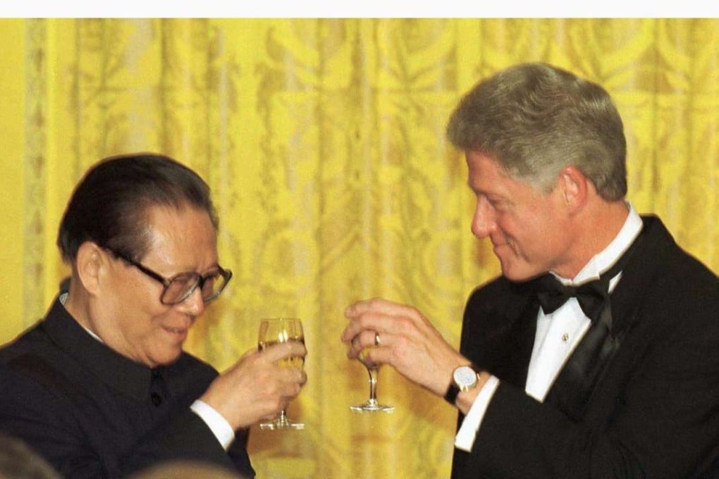 Former Chinese president Jiang Zemin pictured sharing a toast with Bill Clinton at a previous meeting between the two nations’ heads of state in Washington. Photo: Reuters