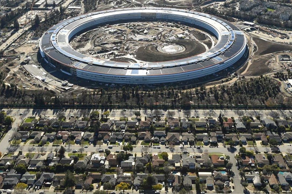Aerial view of the Apple Campus 2 under construction in Cupertino, California in January this year. Chinese tech companies are competing against those in Silicon Valley for AI talent. Photo: Reuters