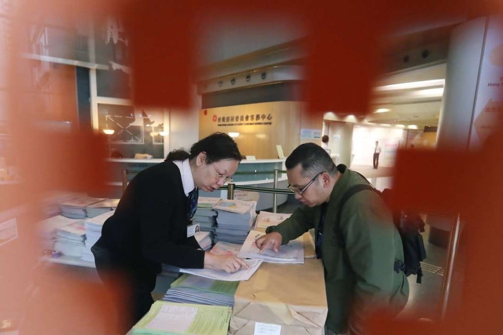 Most households have incomes below the official eligibility level to qualify them for Homeownership Scheme flats.Photo: Nora Tam