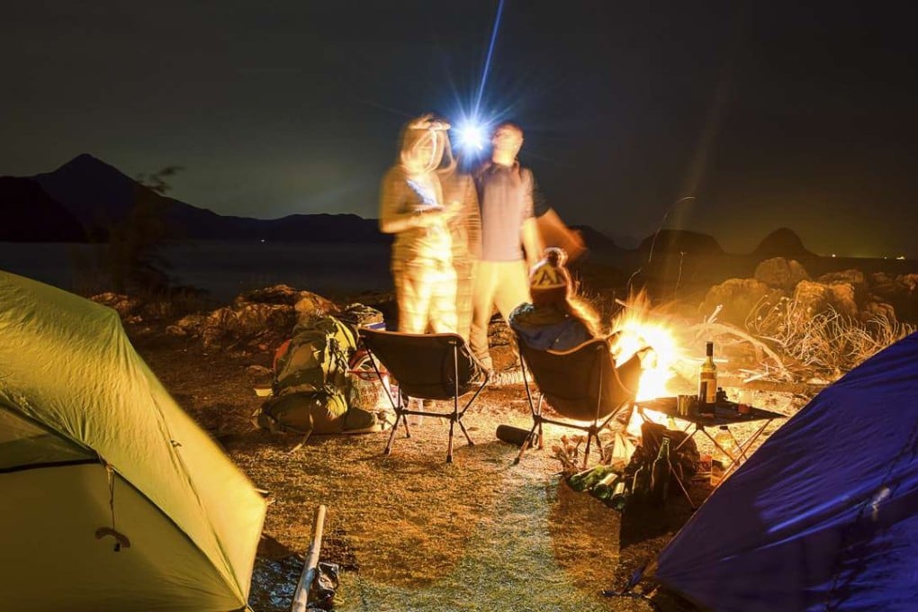 A roaring campfire in Tung Wan. Photo: Lee Van Katwyk