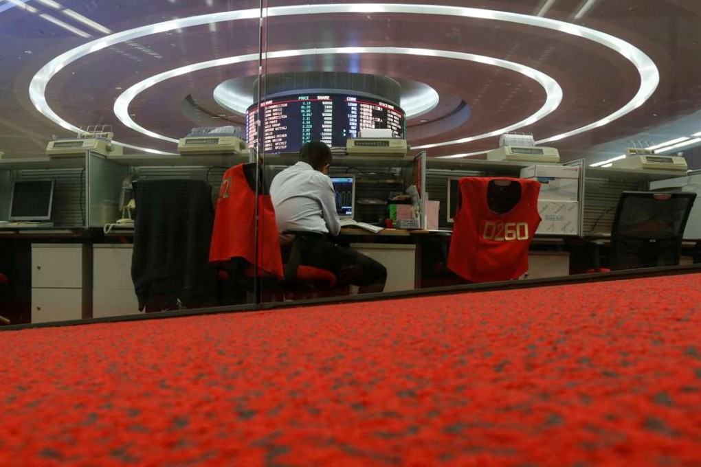 Hong Kong stocks finished lower in the final trading session ahead of the Easter holidays. Photo: Reuters