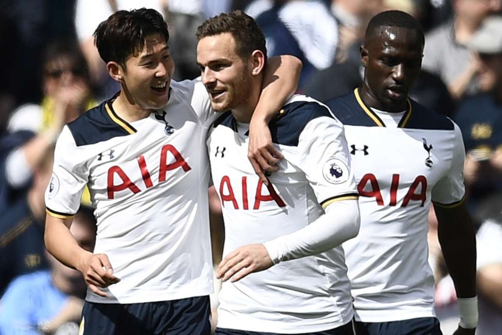 Tottenham Hotspurs’ Vincent Janssen celebrates scoring with Son Heung-min. Photo: Reuters