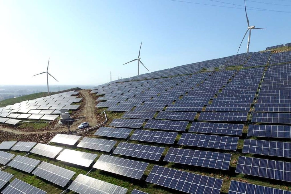 A green energy base which provides both wind and solar power in Yiyang County, central China's Henan Province. Photo: Xinhua