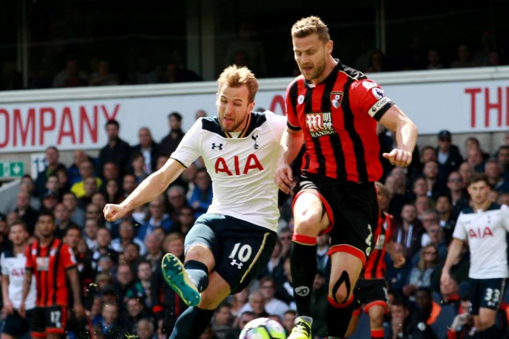 Spur's Harry Kane (left) has been firing on all cylinders lately and could pose a major threat to Chelsea in Saturday night’s FA Cup semi-final. Photo: EPA