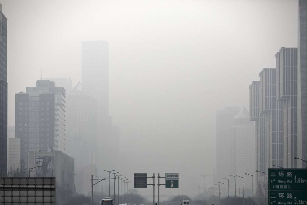 Beijing’s smog has become a big source of discontent. Photo: Bloomberg