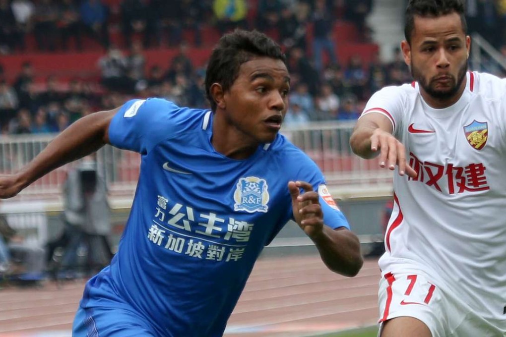 Renatinho in action for Guangzhou R&F. Photo: Xinhua健隊。 新華社記者劉大偉攝