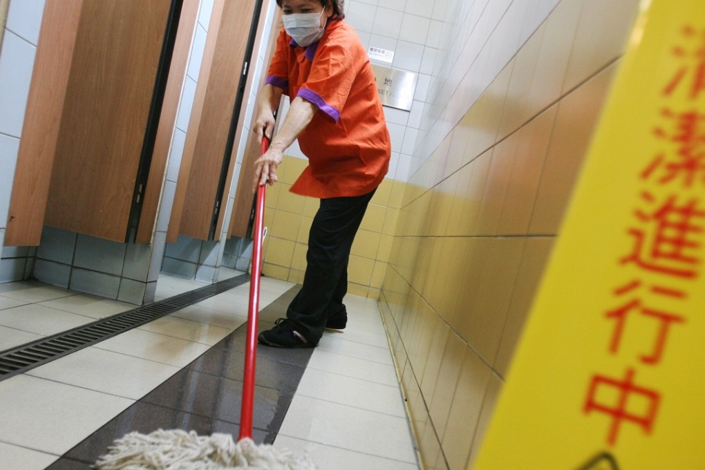 Workers on low incomes struggle to cope with rising prices in Hong Kong. Photo: Felix Wong