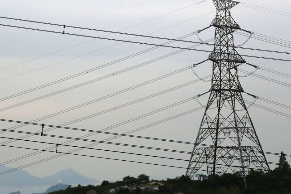 Analysts expect the city’s duopoly power utilities to maintain their dividend yield at levels that will maintain investors’ interest. Photo: Felix Wong