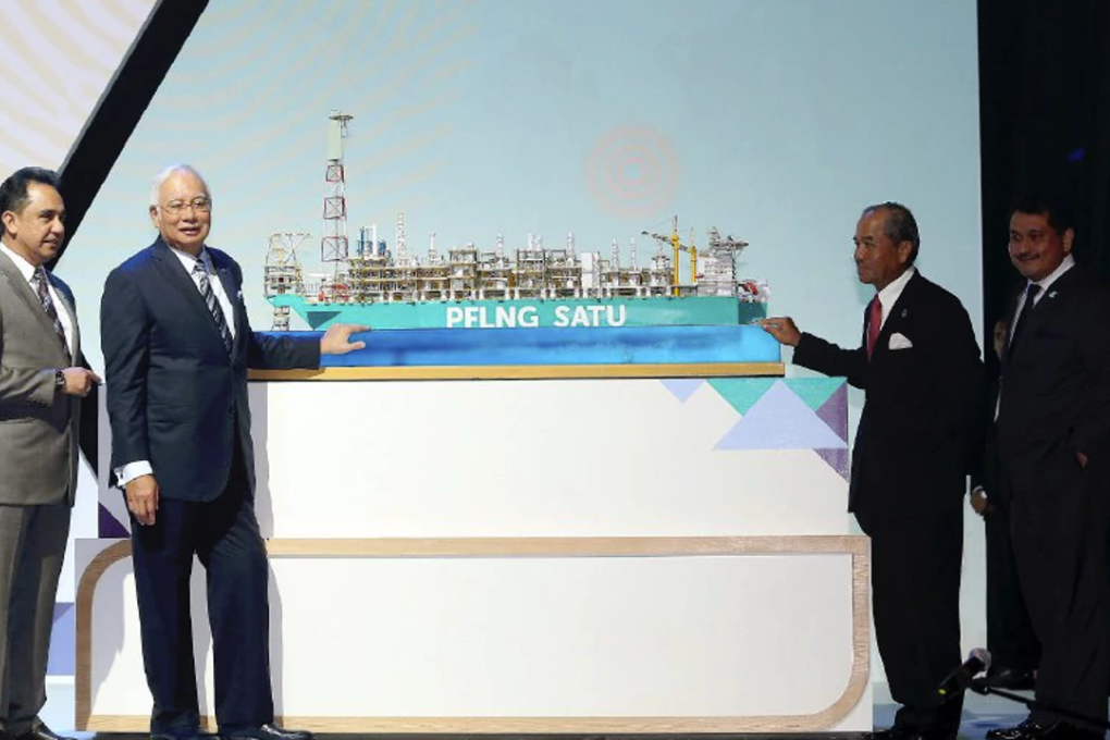 Prime Minister Datuk Seri Najib Razak with Petroliam Nasional Bhd (Petronas) chairman Tan Sri Mohd Sidek Hassan (second from right), Petronas president and chief executive officer Datuk Wan Zulkiflee Wan Ariffin (left) and chairman of the 19th Asia Oil and Gas Conference, M. Firouz Asnan (right), at the official opening of the conference in Kuala Lumpur. Photo: ZULFADHLI ZULKIFLI/New Straits Times