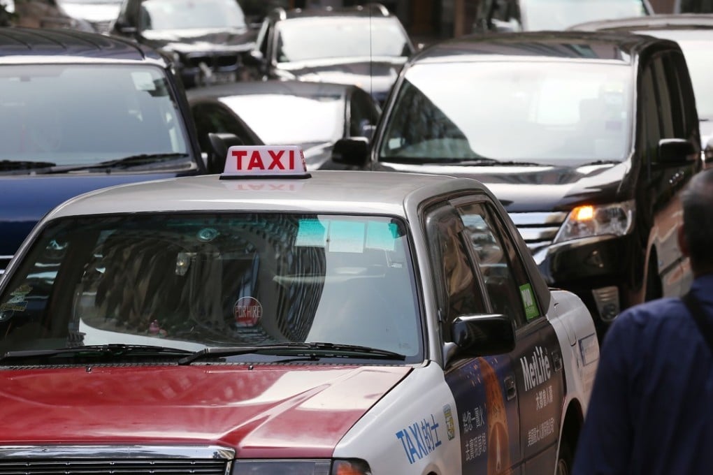 The average age of a taxi driver in Hong Kong is 58. Photo: Edward Wong