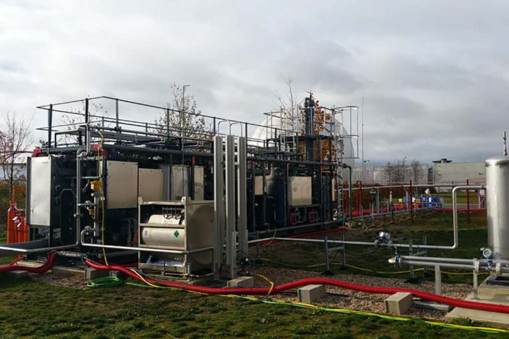 The industrial demonstration plant BioGNVal, converting part of Paris' waste water into biofuel. Photo: Cyro Pur