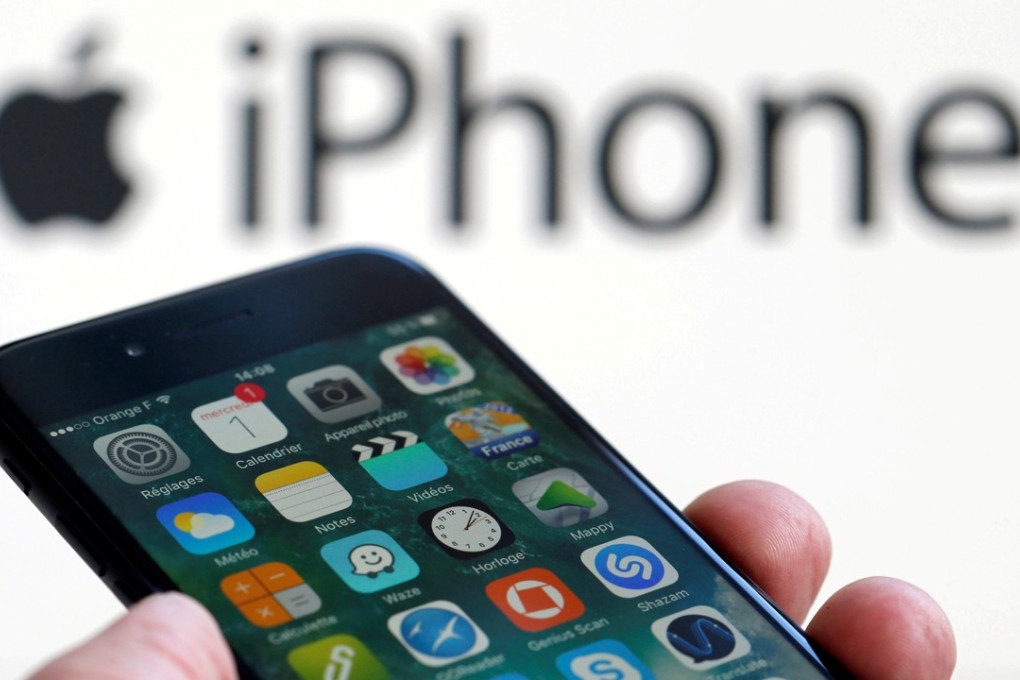 An Apple iPhone 7 and the company logo are seen in this illustration picture taken in Bordeaux, France. Photo: REUTERS/Regis Duvignau