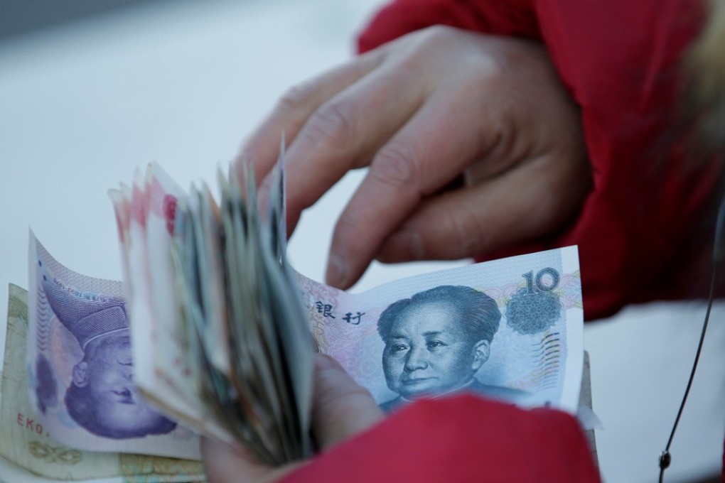 China had 4,261 banks at the end of 2015, according to the latest data from the banking regulator, but only 17 are regarded as systemically important institutions. Photo: Reuters