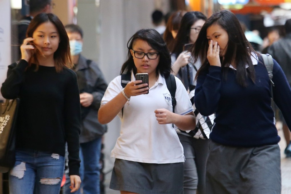 The survey found more young Hongkongers have to stay at home with their parents due to the high cost of housing. Photo: David Wong