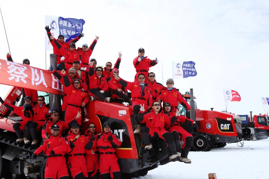 Members of China’s Antarctic team prepare to leave for the nation’s Kunlun station, at the highest point on the continent. Photo: Xinhua