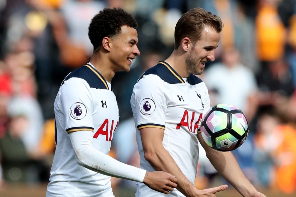 Tottenham’s Dele Alli and Harry Kane were greeted by fans when they arrived in Hong Kong on Tuesday. Photo: Reuters