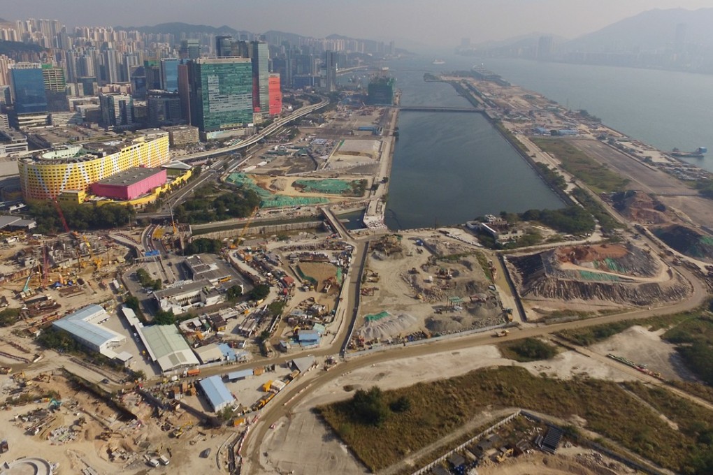 The ambitious 28-hectare complex at the old airport aims to transform the city into a world-class sports hub, with a 50,000-seat stadium, a 10,000-seat indoor arena, a 5,000-seat public sports ground, a 40-lane bowling centre, a health and wellness centre, a 3,000 square metre “dining cove”, 57,000 square meters metres of retail outlets as well as eight hectares of public space. Photo: Bruce Yan