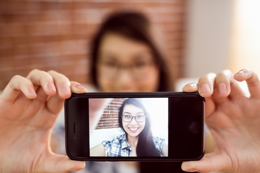Many vloggers adopt an informal, friendly style for short videos often filmed alone in their bedrooms. Photo: Shutterstock