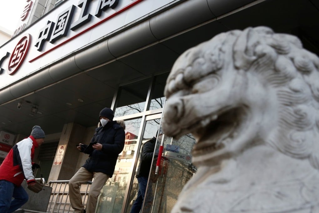 Wealth management products are off-balance-sheet assets sold by mainland lenders to expand funding. Photo: Reuters