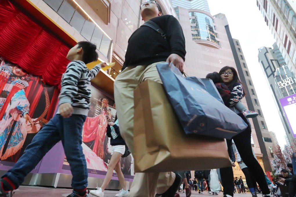 A separate study found Hong Kong to be the most shopaholic city compared to to cities in Taiwan, mainland China, Italy and Germany. Photo: Edward Wong