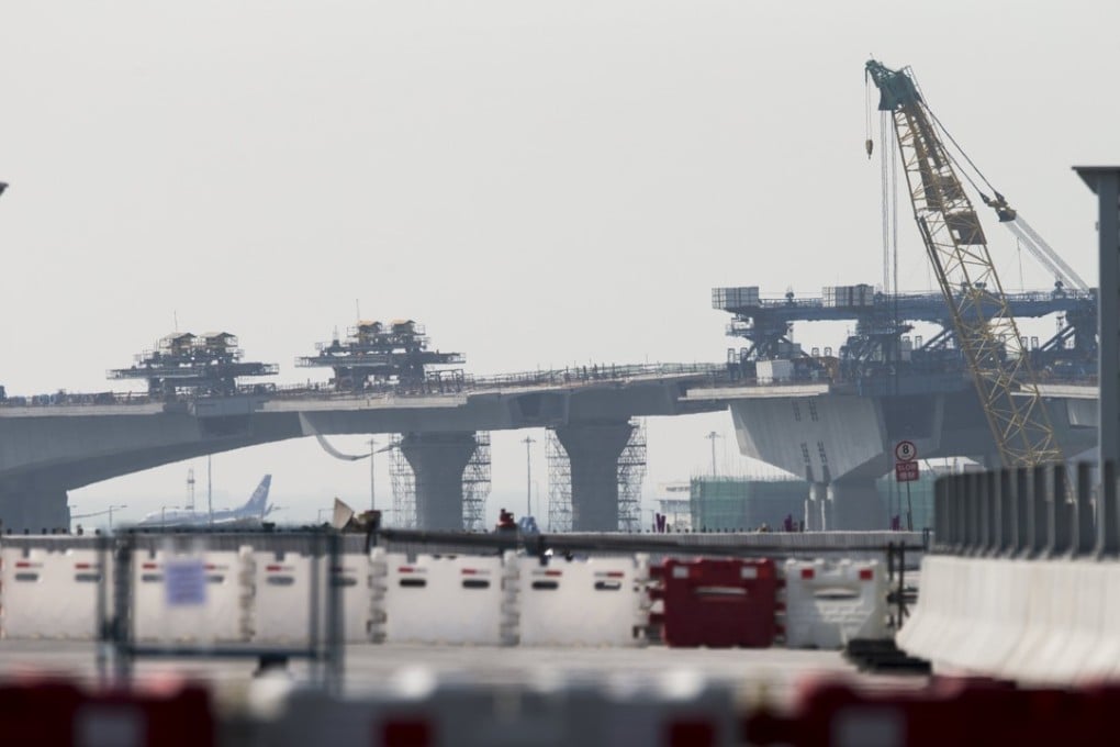 Government department reveals an extra 116 ‘problematic’ findings that lab contractor Jacobs China carried out on the Hong Kong-Zhuhai-Macau bridge. Photo: EPA