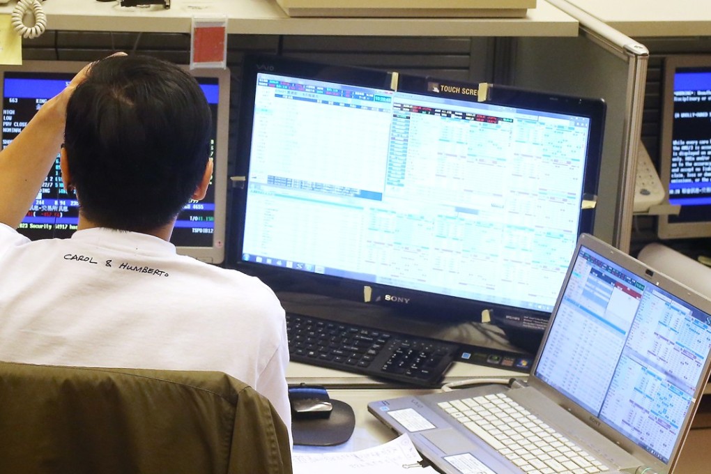 The Hang Seng Index advanced 0.9 per cent, or 241.53 points, to 25,868.02 by the noon break. Photo: David Wong