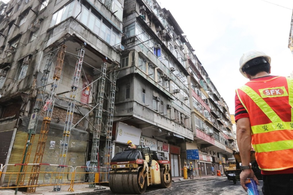 A second-floor enclosed balcony in a Hung Hom block collapsed after days of heavy rain. Photo: Felix Wong