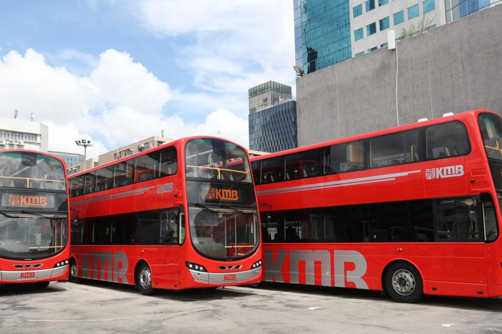 The roofs of the new buses feature an outline of the city’s skyscrapers, along with the slogan “Heartbeat of the City”. Photo: Edward Wong